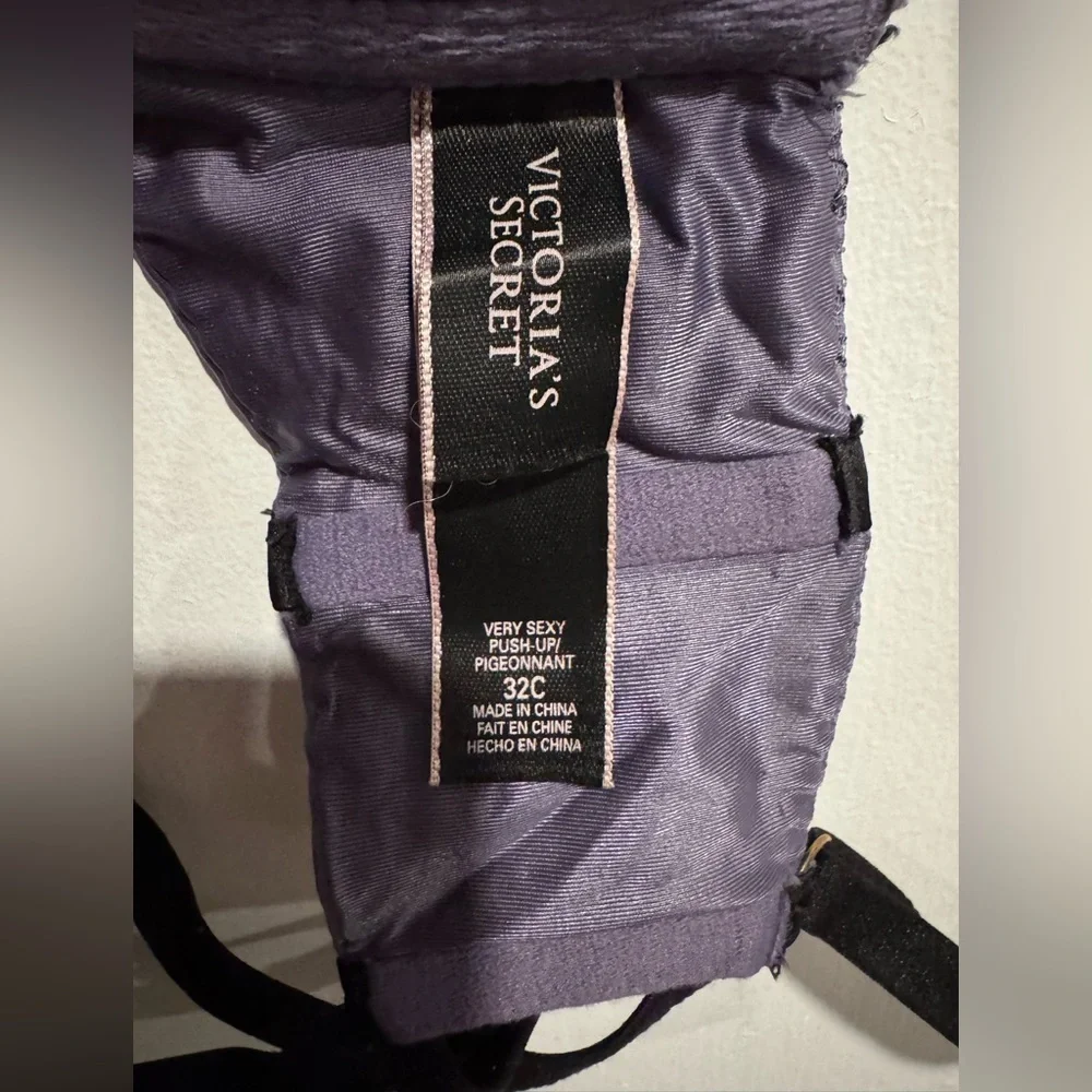 Victoria's Secret Very Sexy Push up strappy front closure bra mauve romantic 32C - Picture 4 of 4
